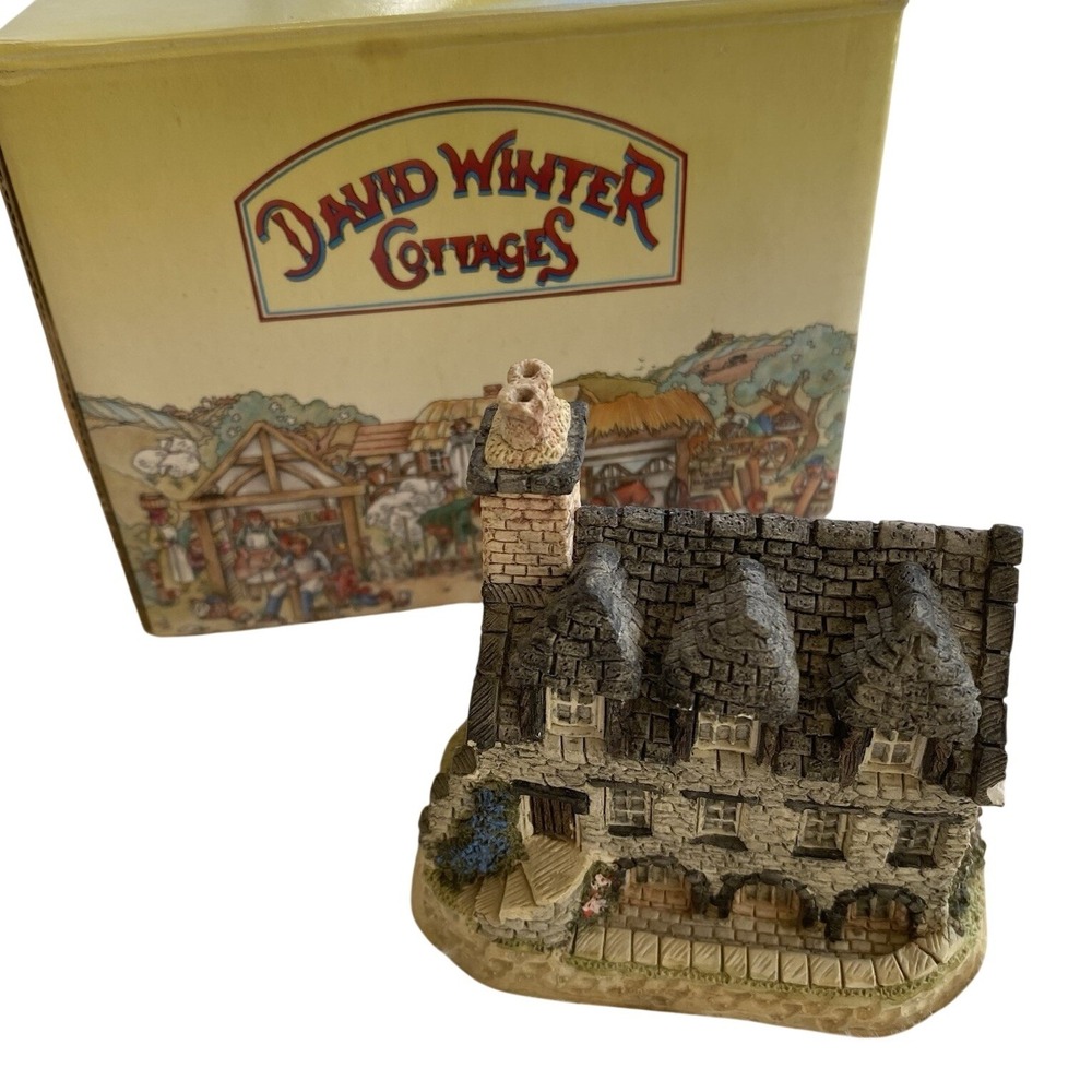 David Winter Cottages Burns' Reading Room January British‎ Traditions With Box